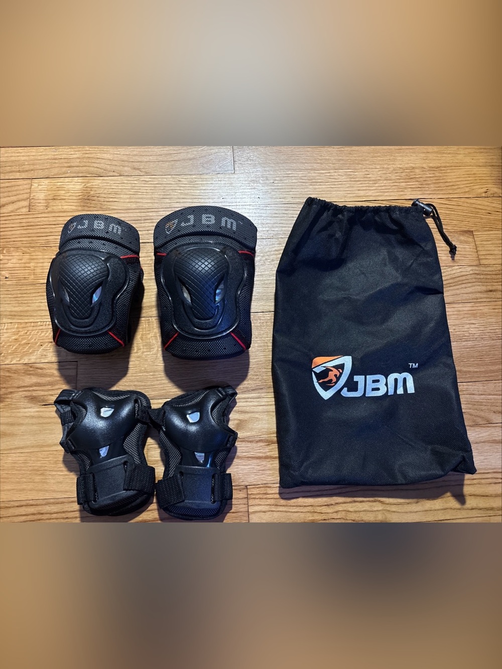 JBM Knee & Elbow Pads Wrist Guards w Bag Skating Size medium never used!